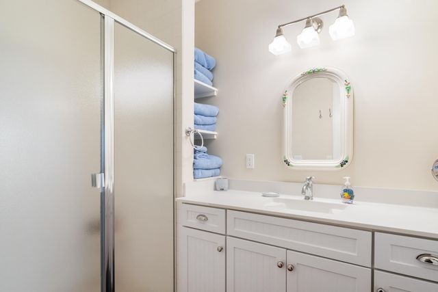 6613 Hillside Avenue, Indian River, MI 49749