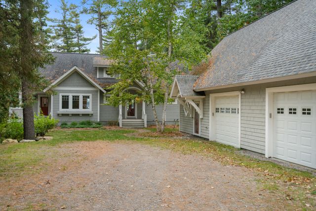 6613 Hillside Avenue, Indian River, MI 49749