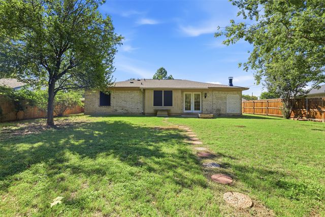 1309 Berry Drive, Cleburne, TX 76033