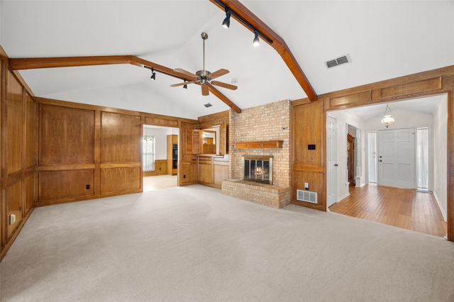 1116 Clear View Drive, Bedford, TX 76021