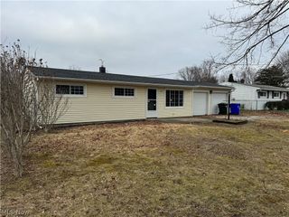 3153 Polly Road, Ravenna, OH 44266