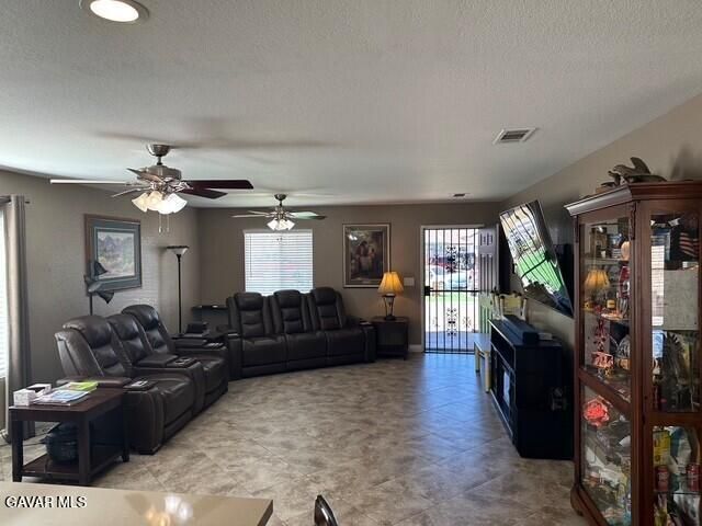 37610 Ruby Lane, Palmdale, CA 93552