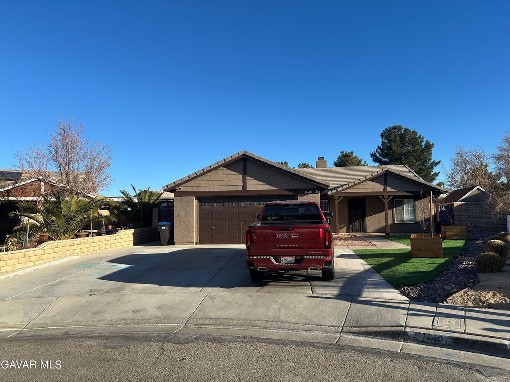 37610 Ruby Lane, Palmdale, CA 93552