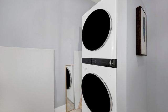 3806 S INDIANA Avenue, Chicago, IL 60653