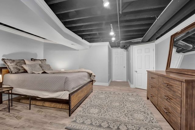 3806 S INDIANA Avenue, Chicago, IL 60653