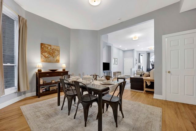 3806 S INDIANA Avenue, Chicago, IL 60653