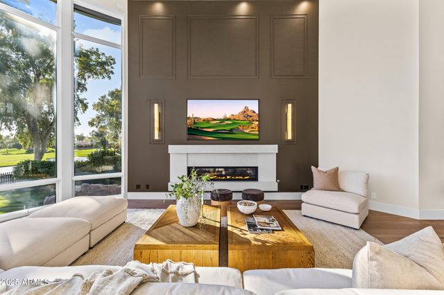 7475 E GAINEY RANCH Road 7, Scottsdale, AZ 85258