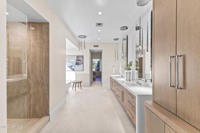 7475 E GAINEY RANCH Road 7, Scottsdale, AZ 85258