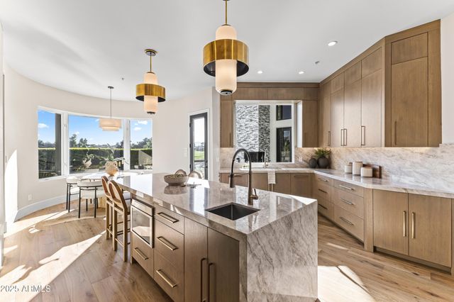 7475 E GAINEY RANCH Road 7, Scottsdale, AZ 85258