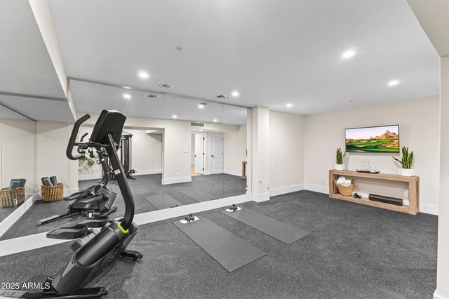 7475 E GAINEY RANCH Road 7, Scottsdale, AZ 85258