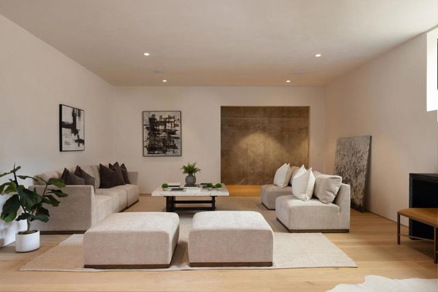 21 Poppy Lane, Pebble Beach, CA 93953