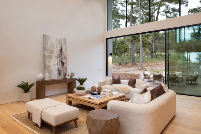 21 Poppy Lane, Pebble Beach, CA 93953