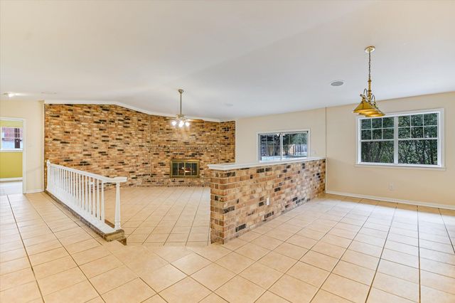 10709 Yucca DR, Austin, TX 78759