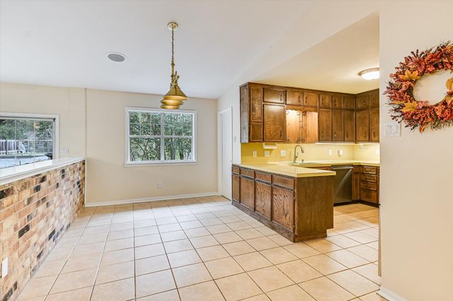 10709 Yucca DR, Austin, TX 78759