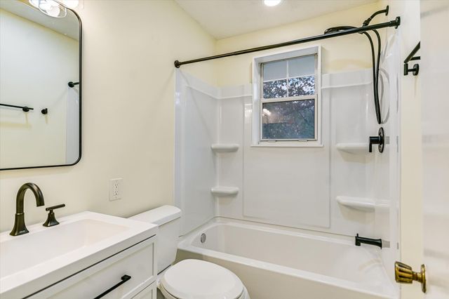 10709 Yucca DR, Austin, TX 78759