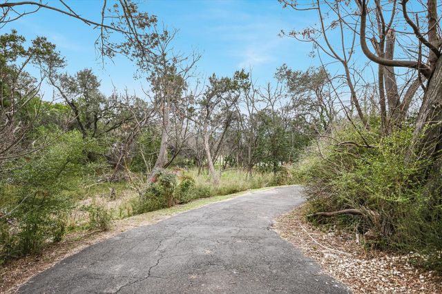 10709 Yucca DR, Austin, TX 78759