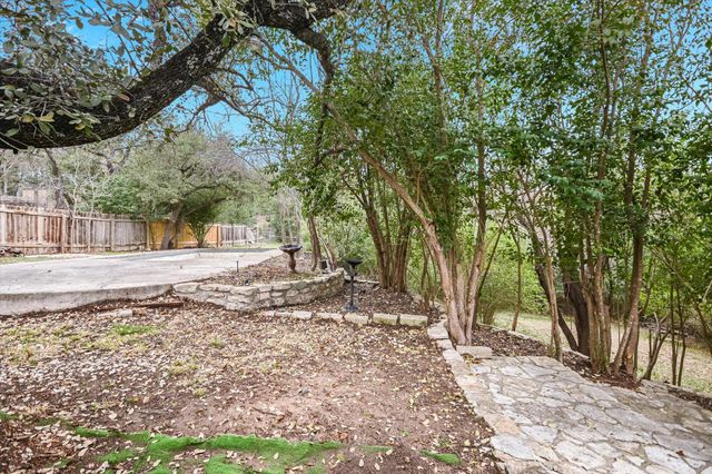 10709 Yucca DR, Austin, TX 78759