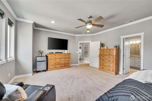 1115 NE Sockeye Court, Bremerton, WA 98311