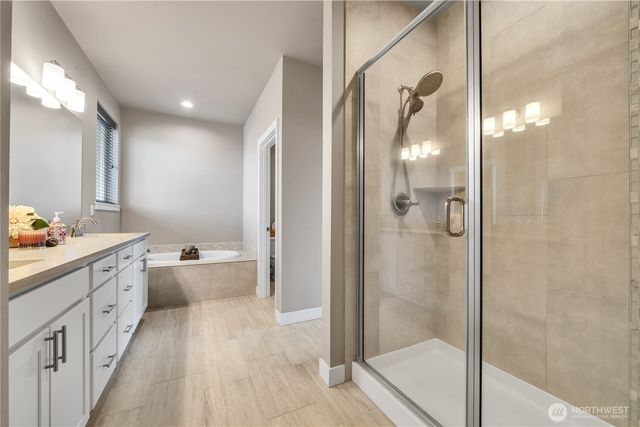 1115 NE Sockeye Court, Bremerton, WA 98311