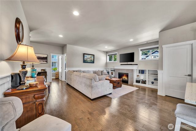 1115 NE Sockeye Court, Bremerton, WA 98311