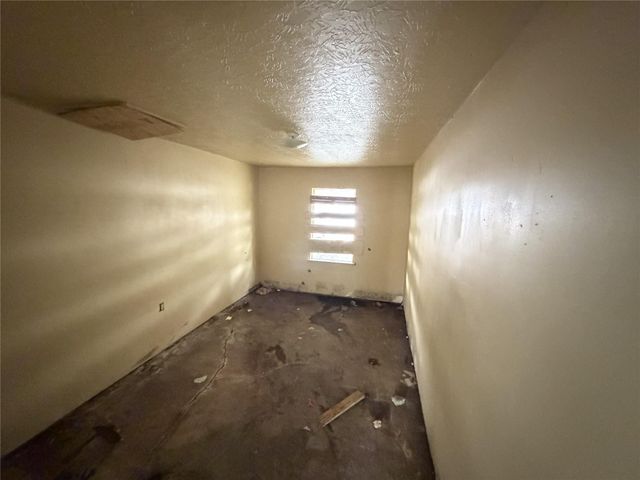 6135 Sidney Street, Houston, TX 77021