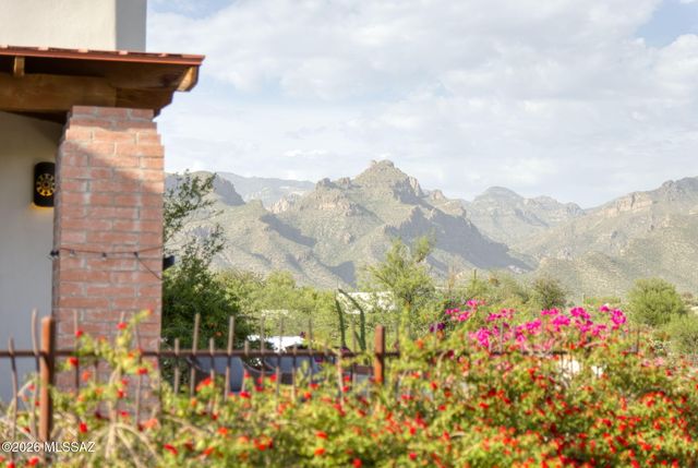 4535 N Buckskin Way, Tucson, AZ 85750