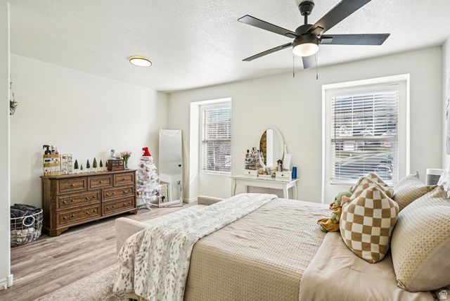 139 E WAYFIELD DR, Draper, UT 84020