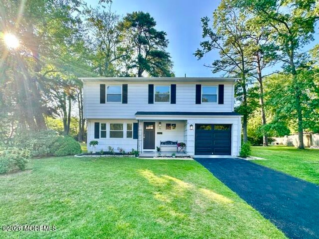 20 Evelyn Terrace, Spotswood, NJ 08884