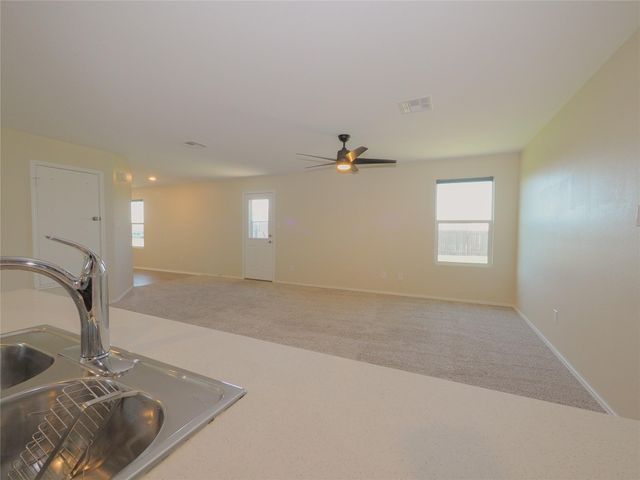 216 All American WAY, Jarrell, TX 76537