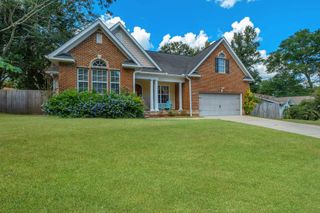 686 Stonehouse Road, Tallahassee, FL 32301