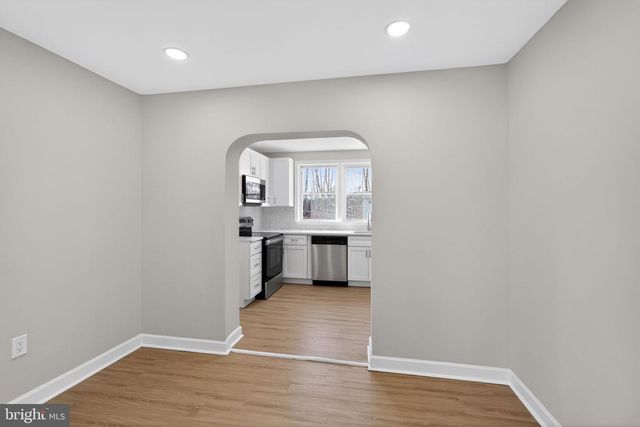 727 W COUNTY LINE RD, Hatboro, PA 19040