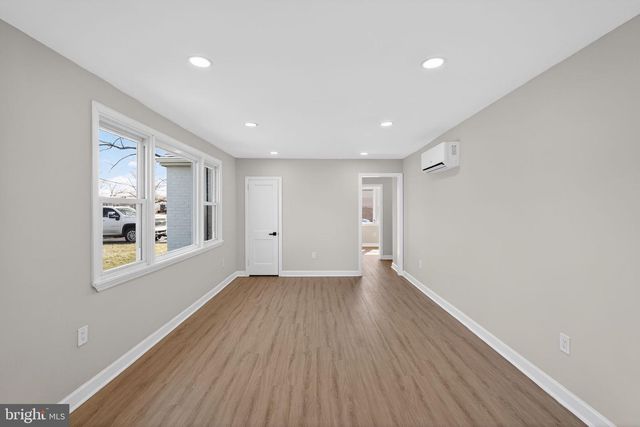 727 W COUNTY LINE RD, Hatboro, PA 19040