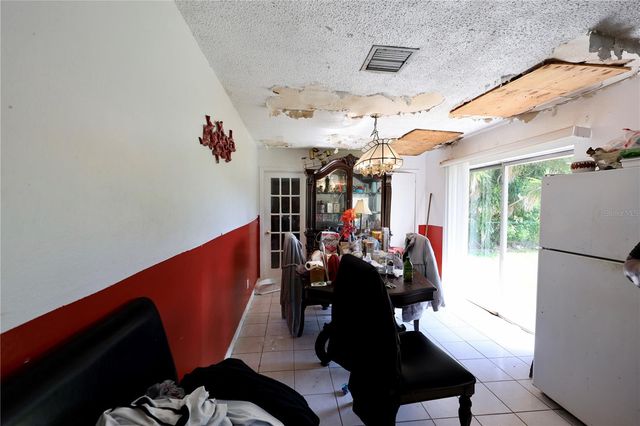 2009 S SUMMERLIN AVENUE, Sanford, FL 32771