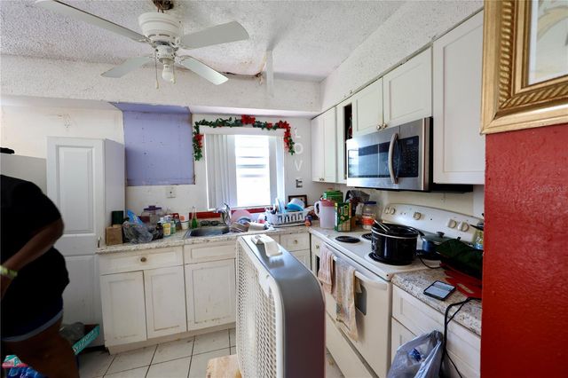 2009 S SUMMERLIN AVENUE, Sanford, FL 32771