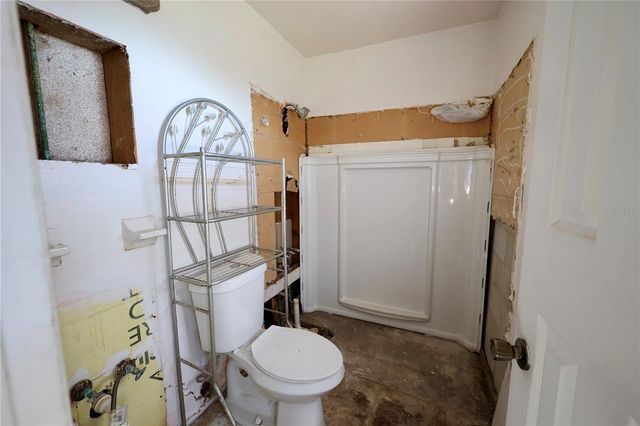 2009 S SUMMERLIN AVENUE, Sanford, FL 32771