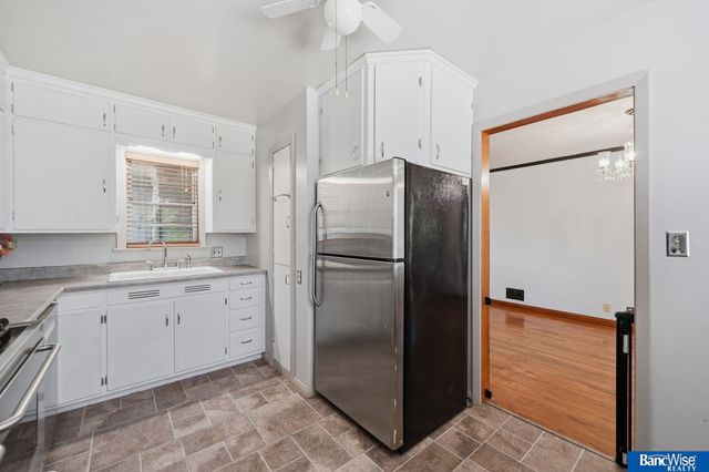 417 S Cotner Boulevard, Lincoln, NE 68510