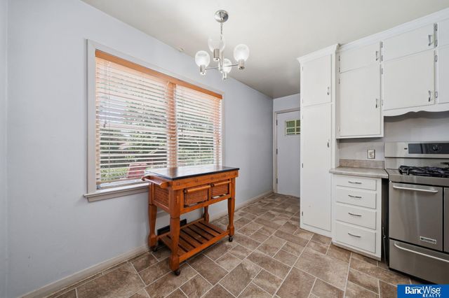 417 S Cotner Boulevard, Lincoln, NE 68510