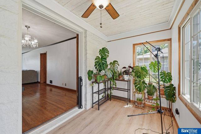 417 S Cotner Boulevard, Lincoln, NE 68510