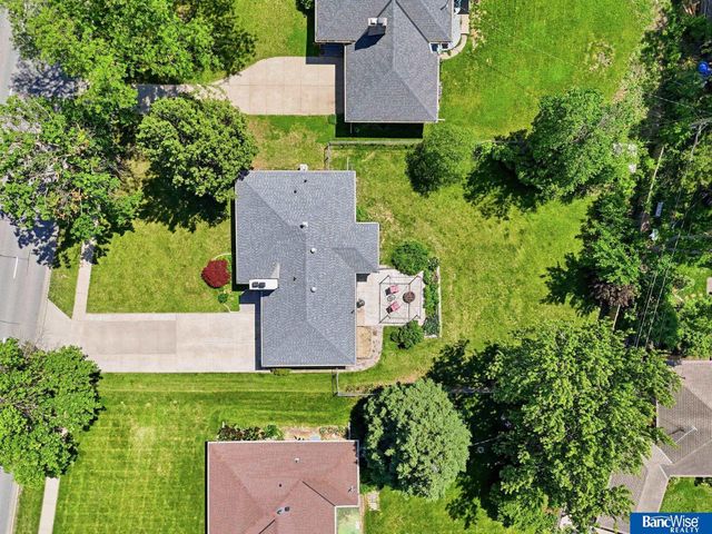 417 S Cotner Boulevard, Lincoln, NE 68510