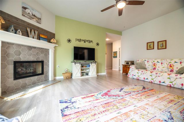 20232 Torrey Pines Lane, Cleveland, TX 77327