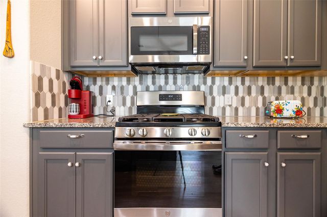 20232 Torrey Pines Lane, Cleveland, TX 77327