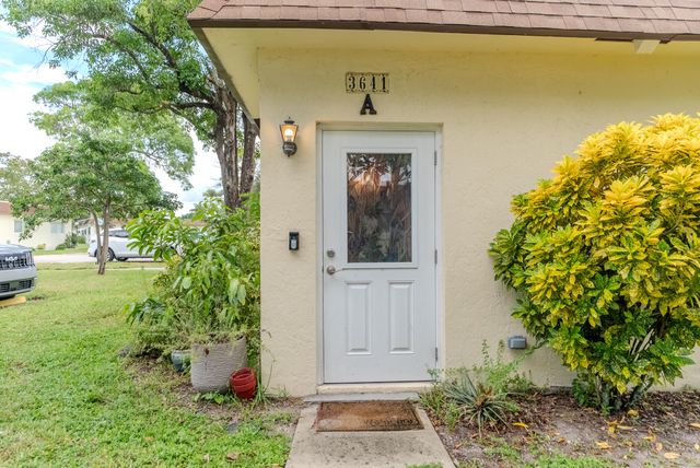 3641 SW NATURA Avenue A, Deerfield Beach, FL 33441