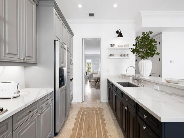 1125 SE 8th Street, Fort Lauderdale, FL 33316