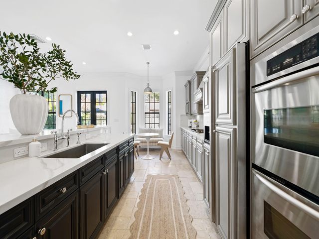 1125 SE 8th Street, Fort Lauderdale, FL 33316