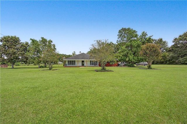 13770 Running Deer Court, Grand Bay, AL 36541