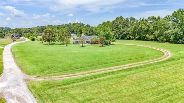 13770 Running Deer Court, Grand Bay, AL 36541