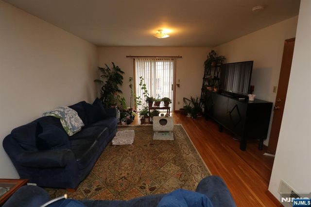 15 Garibaldi Avenue, Newark, NJ 07114