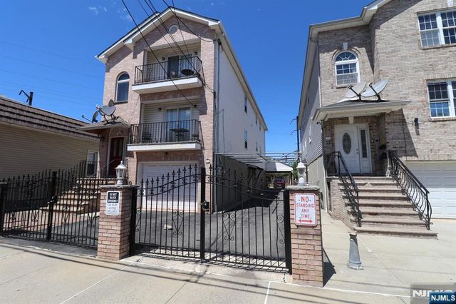 15 Garibaldi Avenue, Newark, NJ 07114