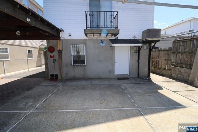 15 Garibaldi Avenue, Newark, NJ 07114
