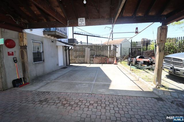 15 Garibaldi Avenue, Newark, NJ 07114